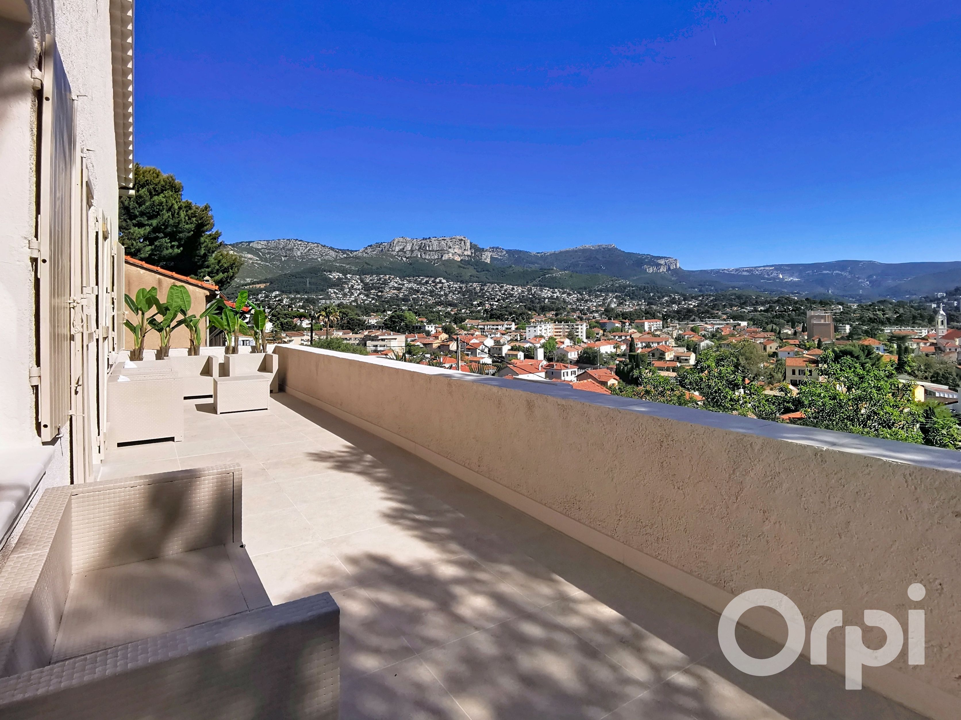 Maison-Villa - TOULON